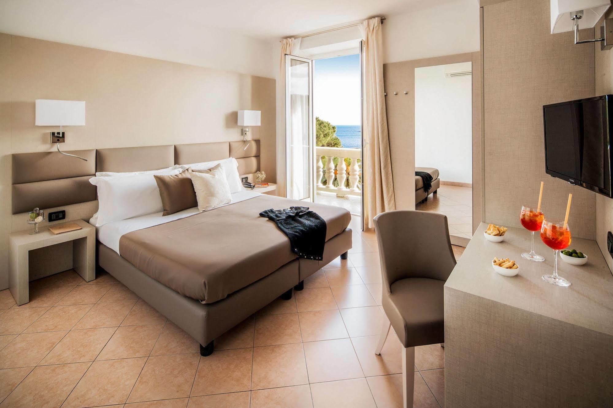 Hotel Vesuvio 라팔로 외부 사진